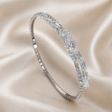 Elegant armbånd i hvidguld med kubisk zirkon