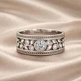 Elegant ring i hvidguld med zirkon