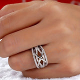 Ring "Uendelighed" i zirkon, forgyldt med hvidguld
